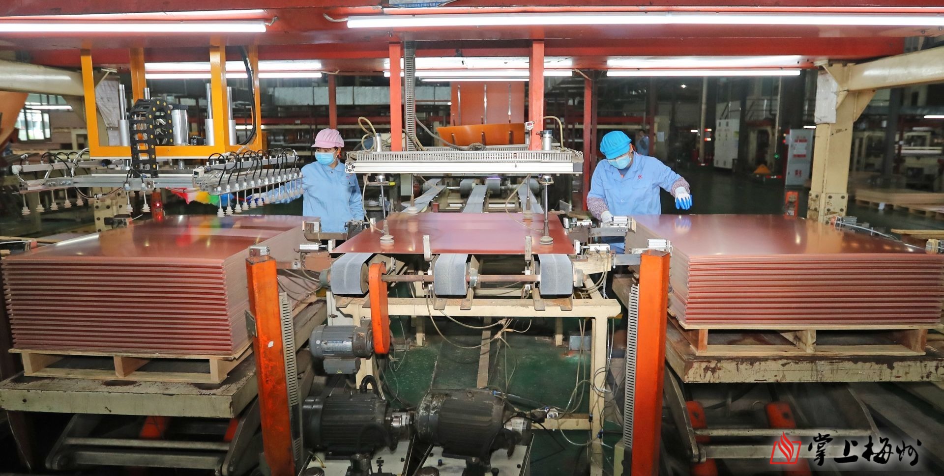 工業(yè)技改增產(chǎn)能 疫情之下“選客戶”！威利邦電子2021年產(chǎn)值突破10億元大關(guān)